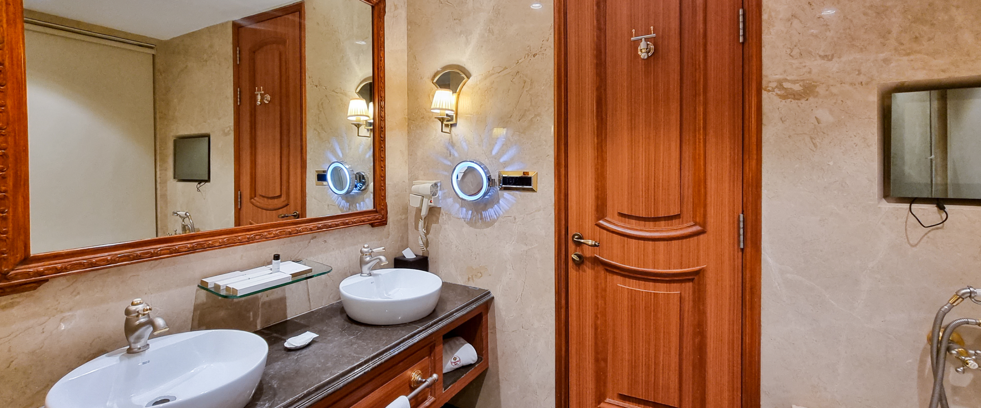 Enclave Suite