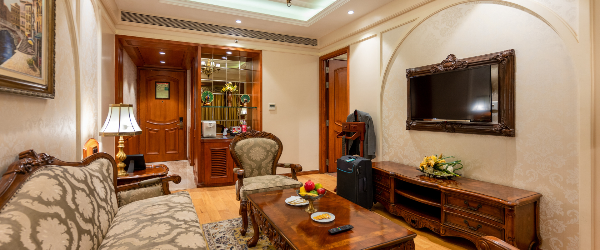 Enclave Suite